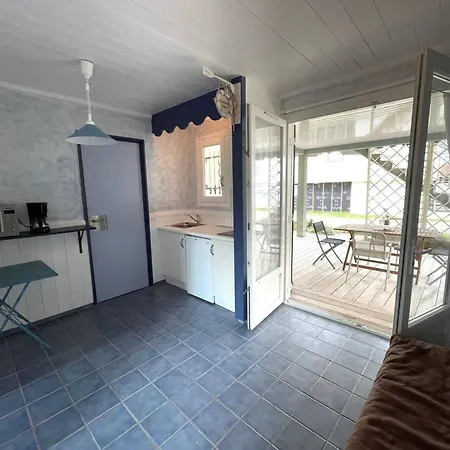 A 200m De La - Terrasse, Tv, Parking, 4 Couchages - Option Etages, 12 Couchages - Fr-1-784-22 Chalet Gruissan